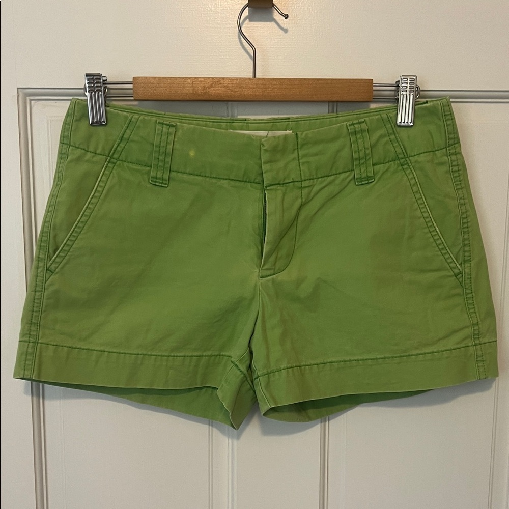 GAP Bright Green Women's Cargo Shorts Size 4.